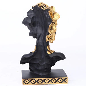 Madame O'Zelle 25-Inch Judah Decor Bust