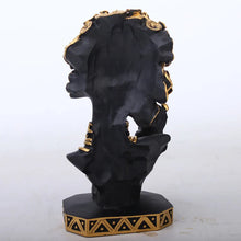 Load image into Gallery viewer, Madame O&#39;Zelle 25-Inch Judah Decor Bust
