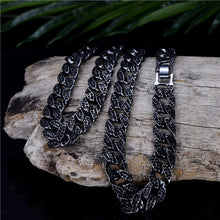 Load image into Gallery viewer, Cuban Chain (Gold or Silver Plated)
